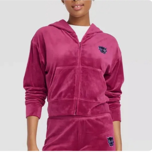 Marvel Tops - Marvel Black Panther Wakanda Forever Velour Graphic Crop  Zip-Up Hoodie …